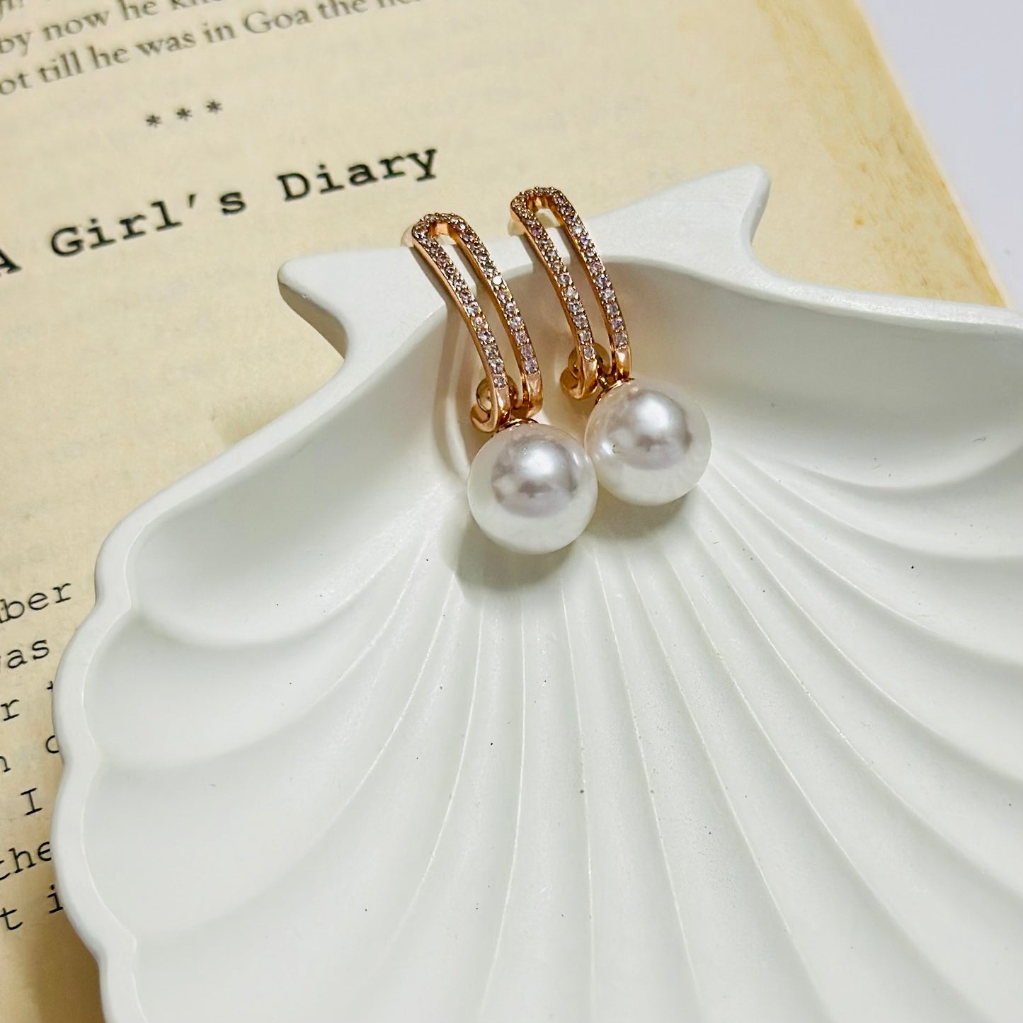 Luminous Pearls Earrings ( 2in1 )