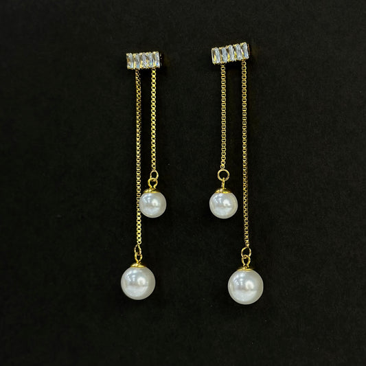 Dangling Pearl Earrings