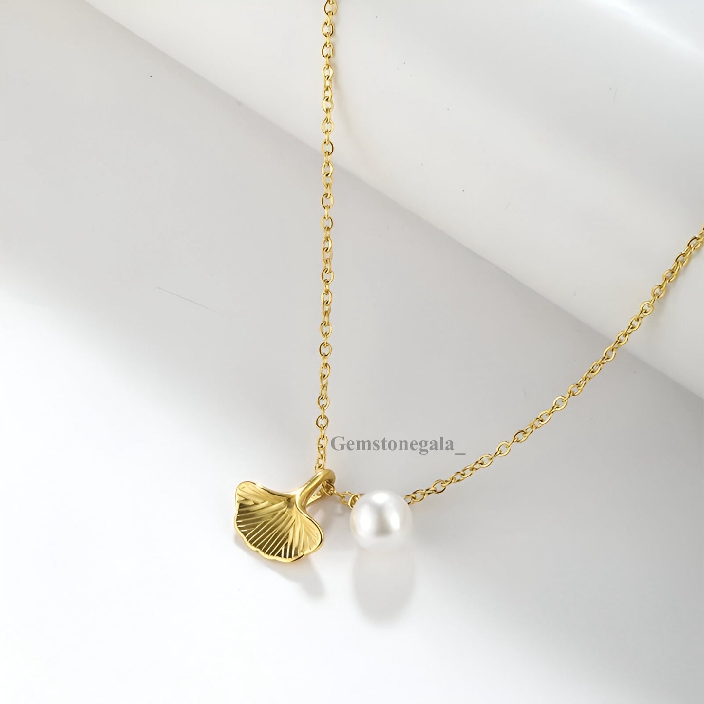 Serenity Pearl Necklace