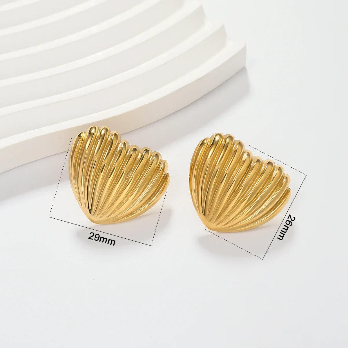 Quinn Heart Earrings