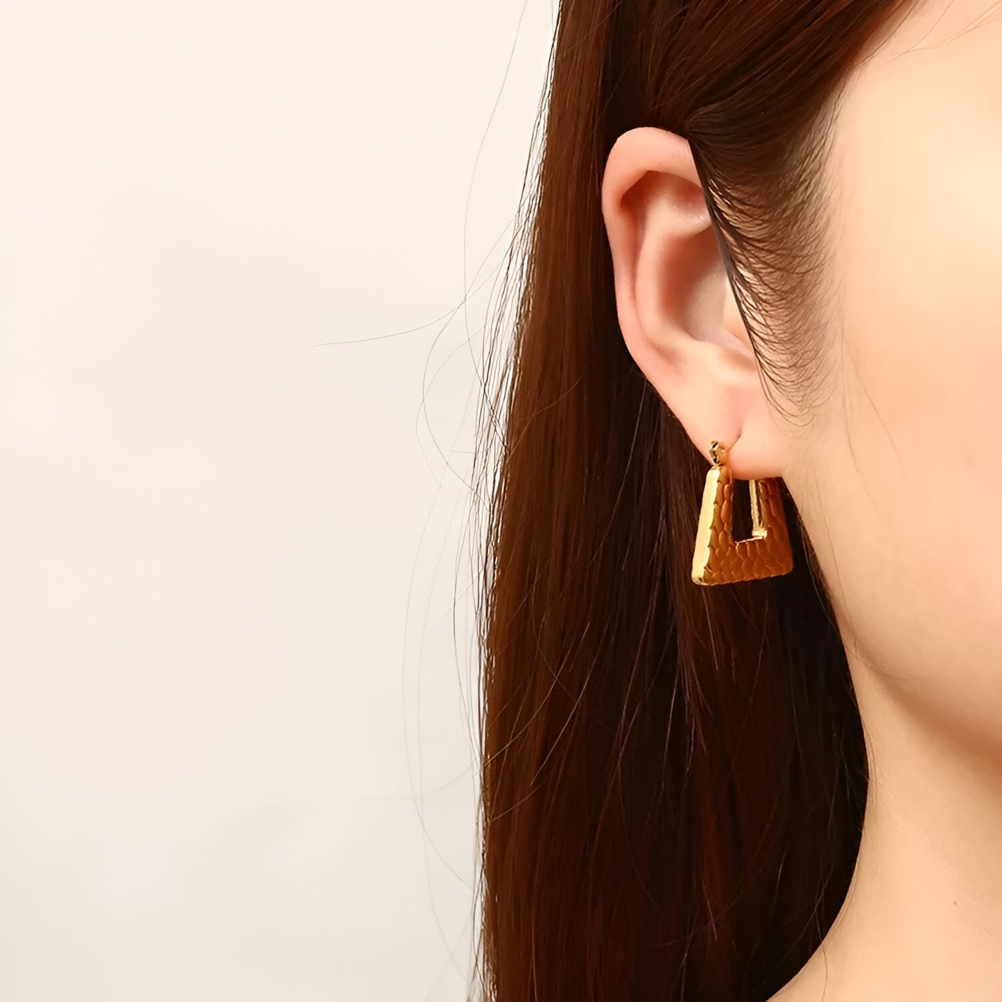 Elara Earrings