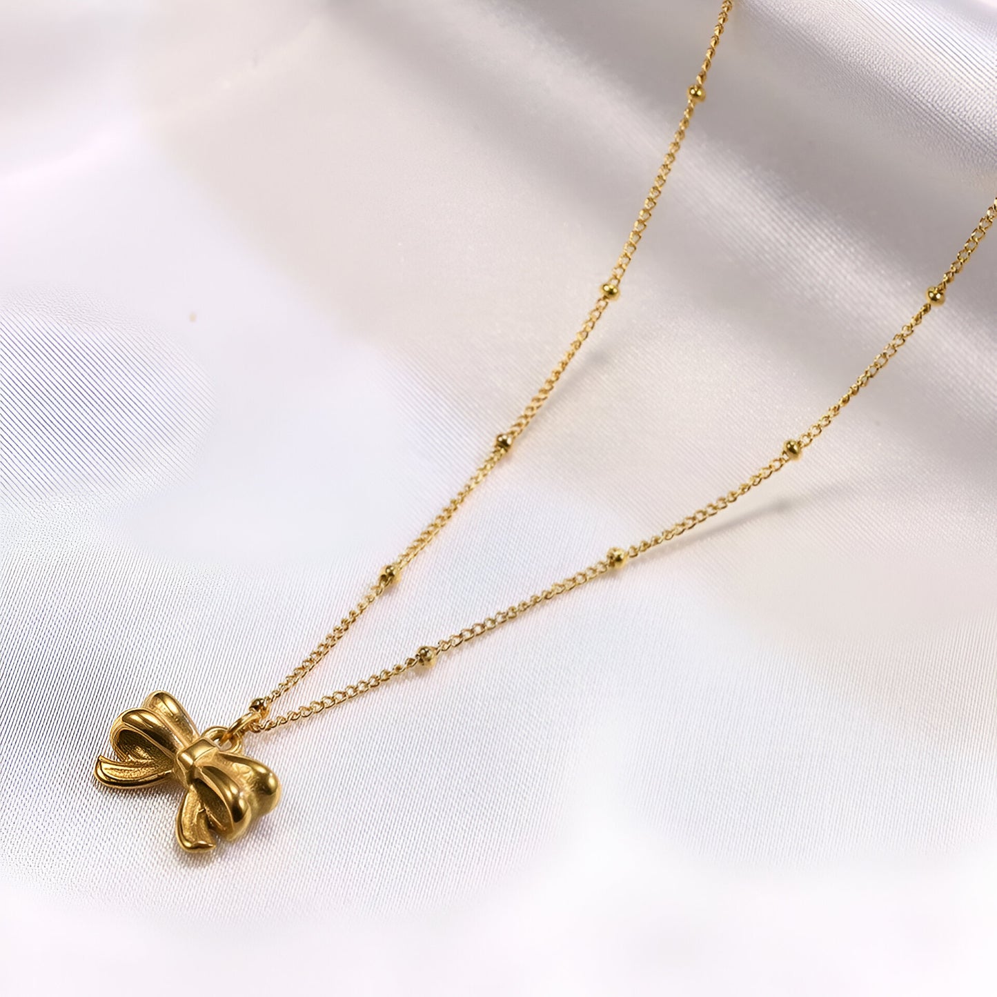 Golden Bow Necklace