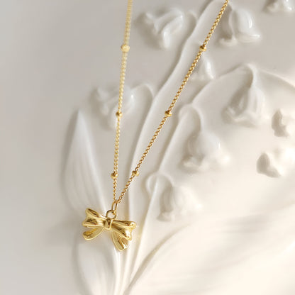 Golden Bow Necklace